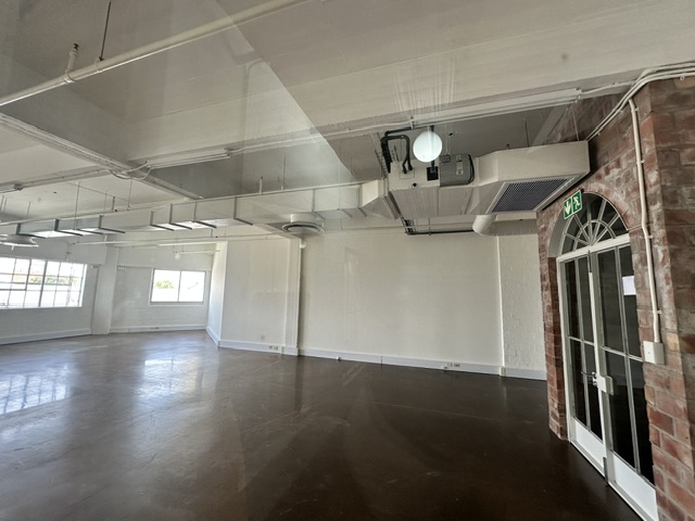 To Let Commercial Property for Rent in Woodstock Western Cape